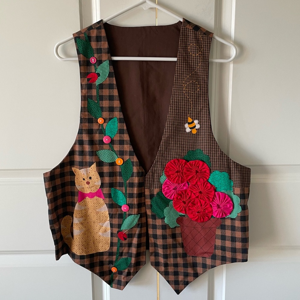 Dreamspinners Pot Full of Posies Cat Vest Handmade Size Large